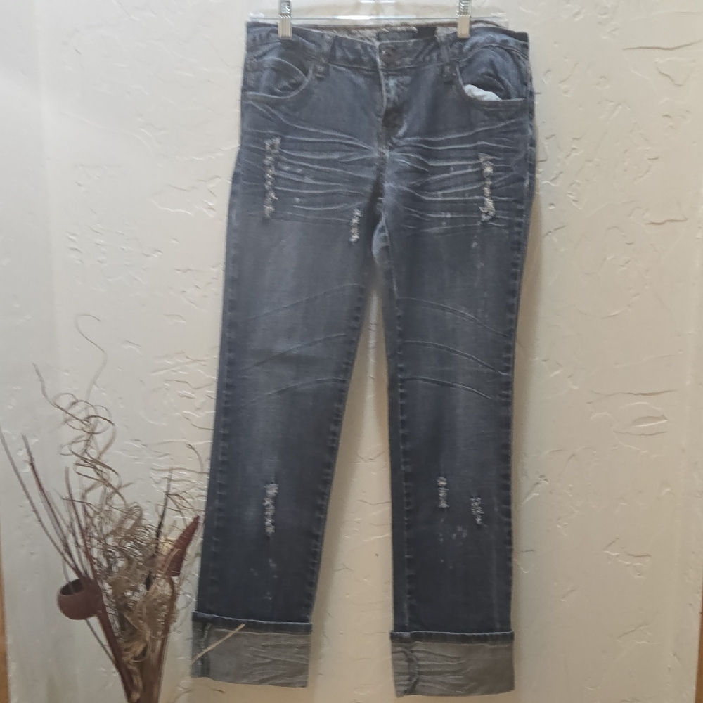 3/$10 Zana Di Blue Low Rise Cuffed Ankle Jeans - Picture 1 of 8